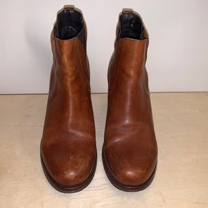 BOEMOS woman’s ankle boot size 38